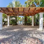 Lovely Palmeras Villa