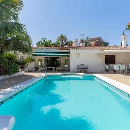 Lovely Palmeras Villa Marbella