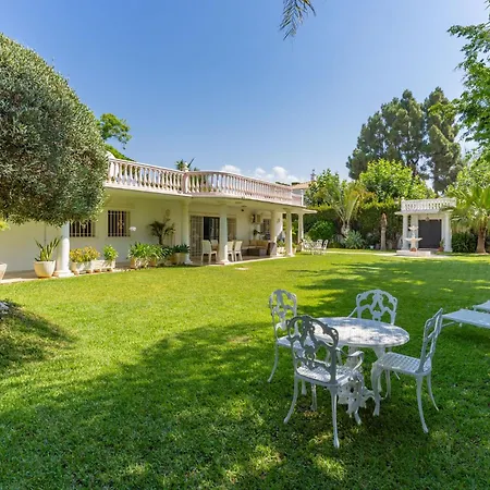 Lovely Palmeras Villa Marbella