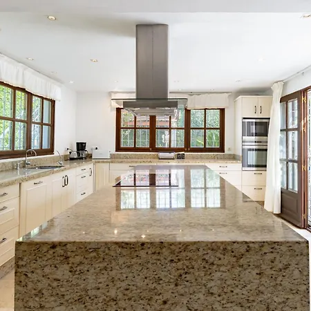 Lovely Palmeras Marbella