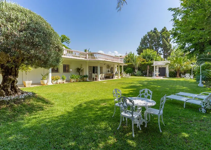 Lovely Palmeras Villa Marbella