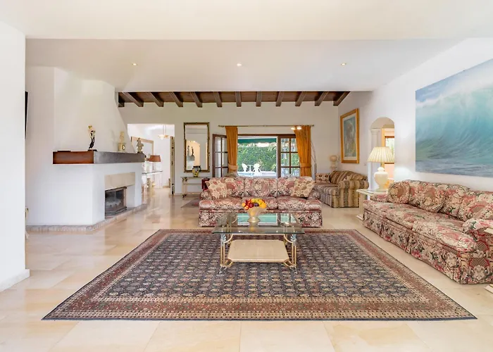 Lovely Palmeras Villa Marbella